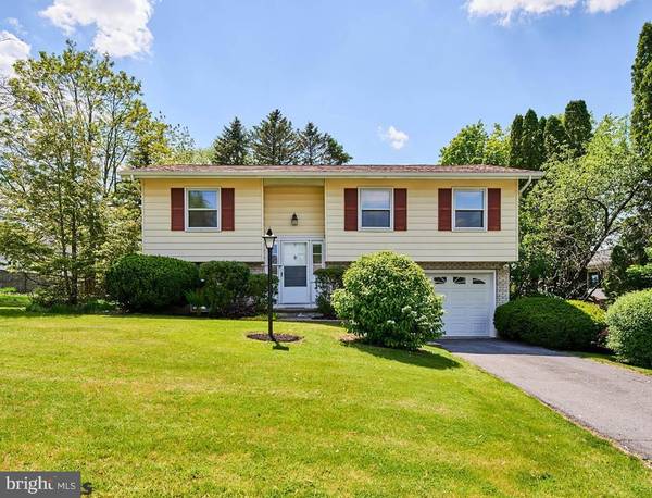 413 WEST DR, Boalsburg, PA 16827