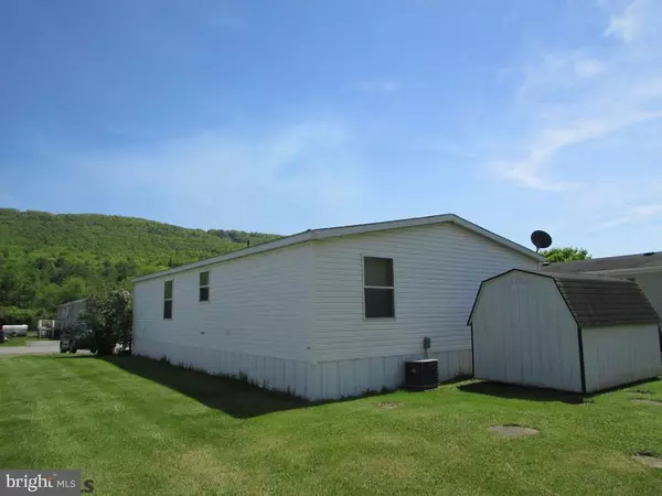 Julian, PA 16844,313 HAWK LN