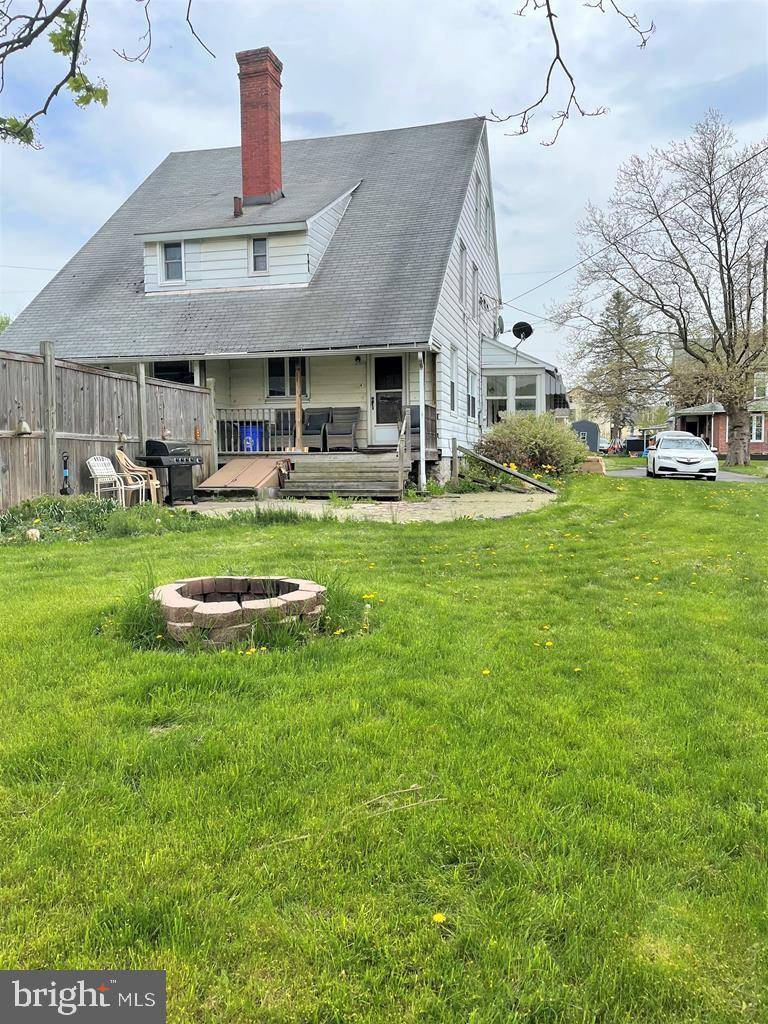 Burnham, PA 17009,213 6TH STREET AVE