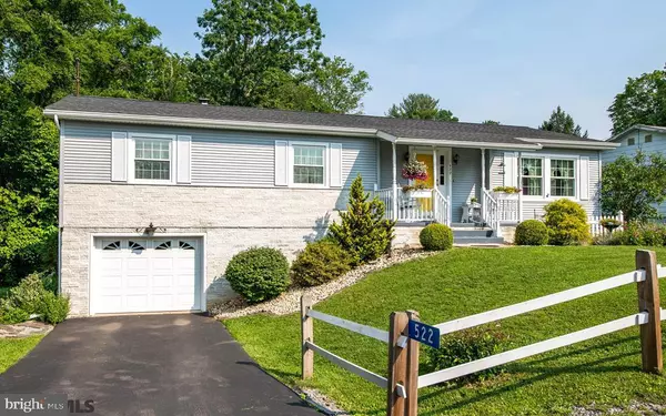 522 FAIRVIEW ST, Avis, PA 17721