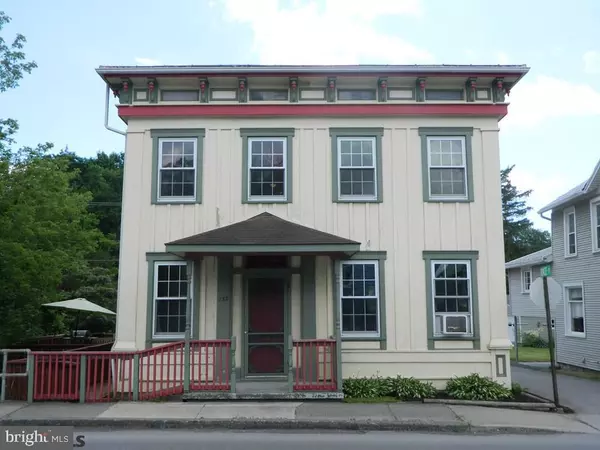 Millheim, PA 16854,133 E MAIN ST