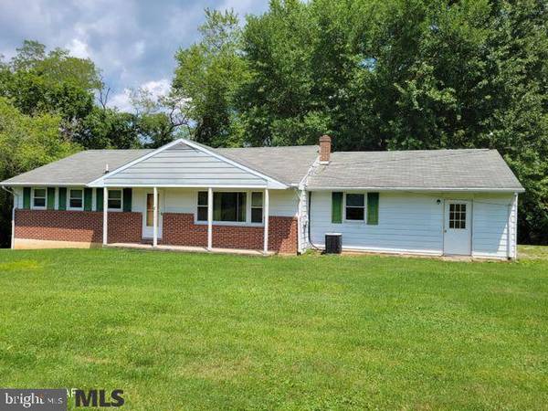 306 MILL ST, Howard, PA 16841