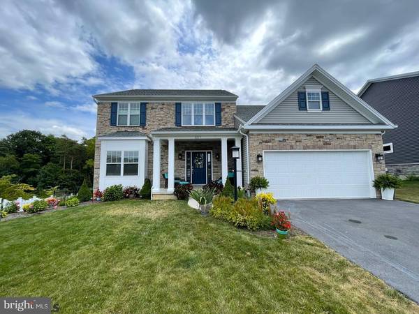 327 FLORENCE WAY, State College, PA 16801