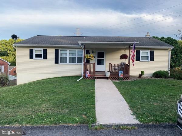 10 BLUE JUNIATA DR, Lewistown, PA 17044