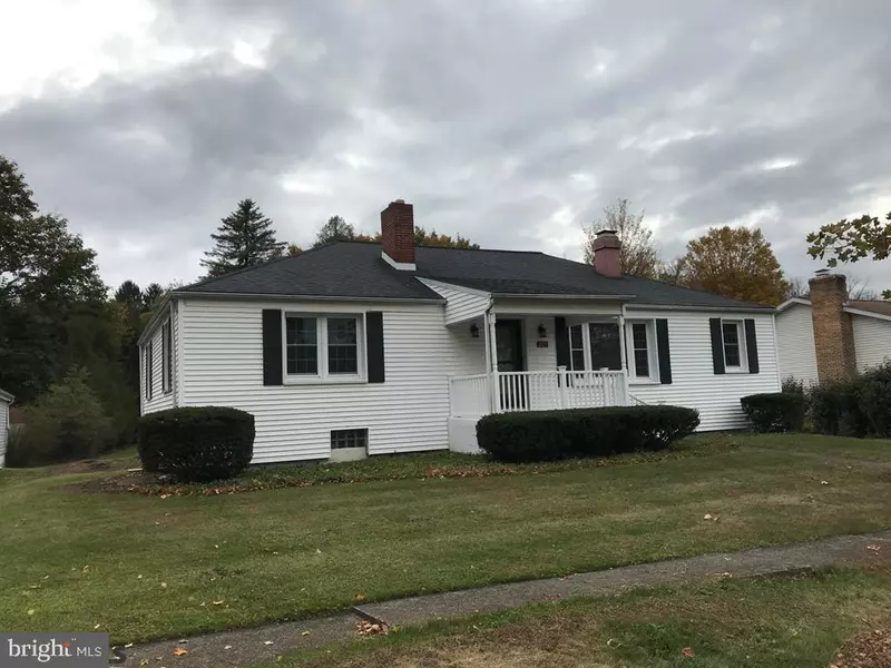 220 W PINE ST, Boalsburg, PA 16827