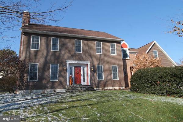 2423 SLEEPY HOLLOW DR, State College, PA 16803