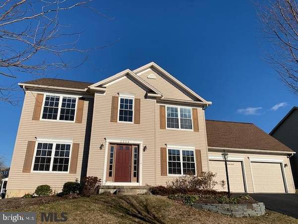 2324 PRAIRIE ROSE LN, State College, PA 16801