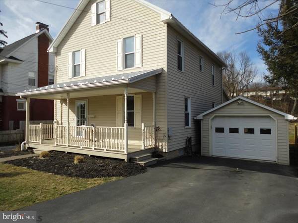 371 E HOWARD ST, Bellefonte, PA 16823