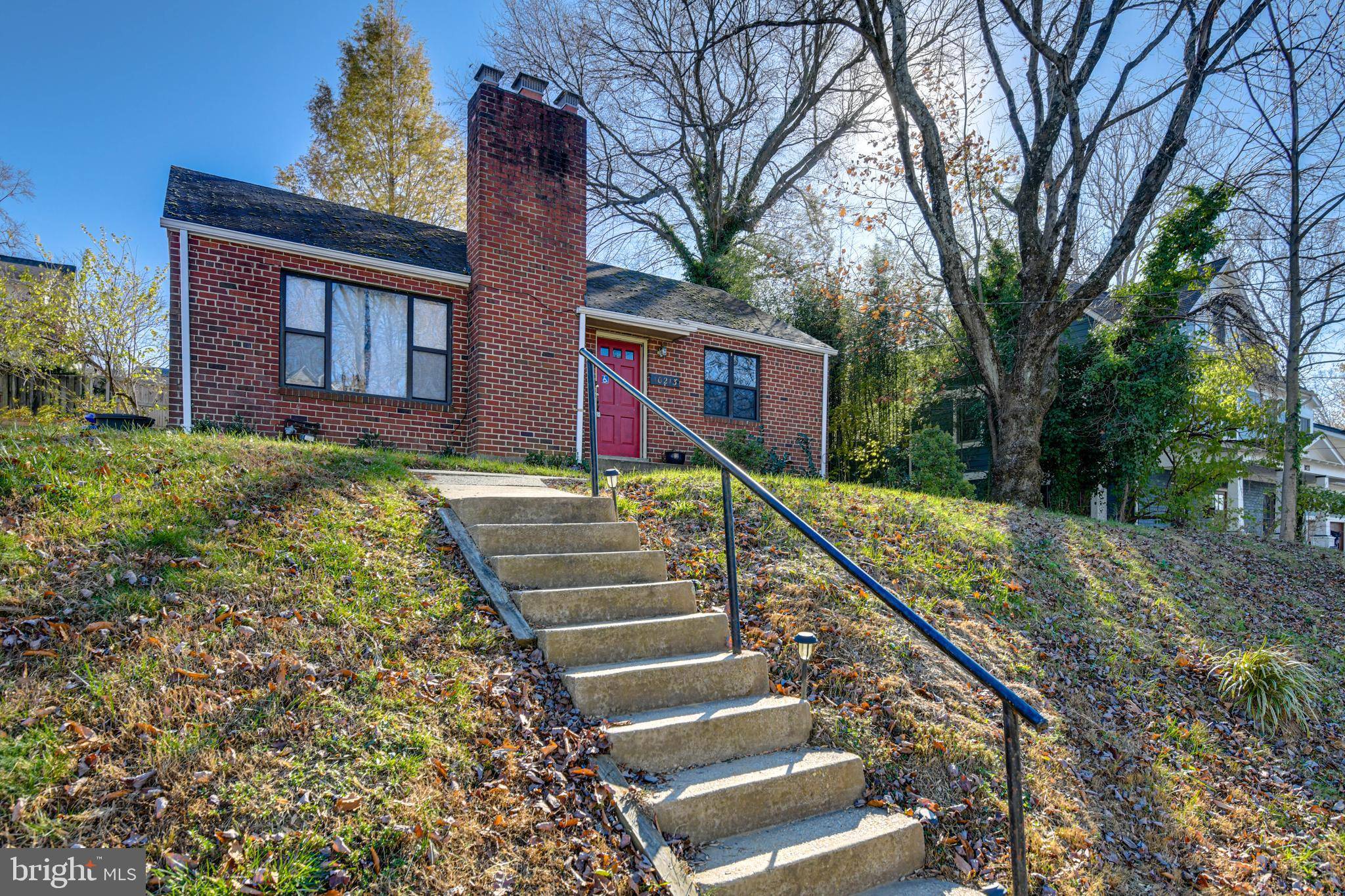 Kensington, MD 20895,10213 PARKWOOD DR
