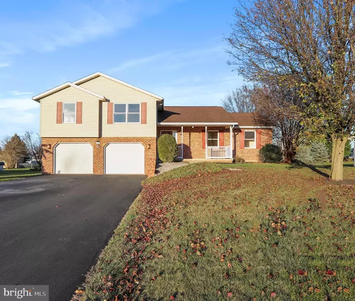 1205 PRESTONS LANE, Greencastle, PA 17225