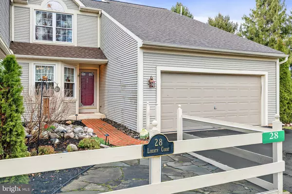 Carlisle, PA 17015,28 LIBERTY CT