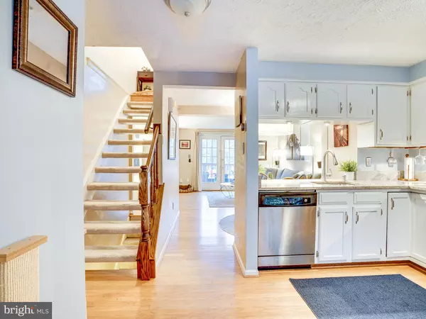 Reston, VA 20194,1536 WOODCREST DR