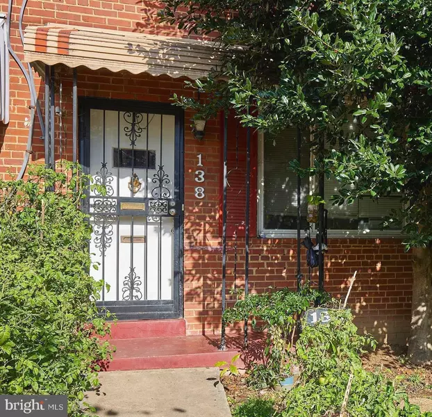 138 WEBSTER ST NE, Washington, DC 20011