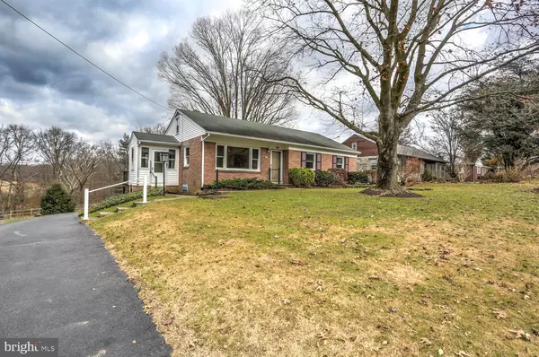 253 LETORT RD, Millersville, PA 17551
