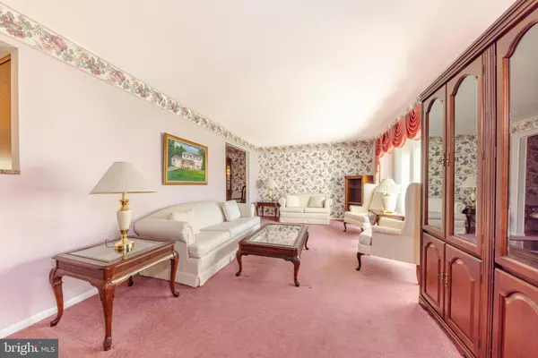 Gibbstown, NJ 08027,46 CASPERSON ST