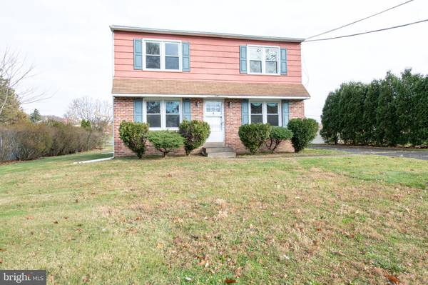 240 OAKDALE AVE, Horsham, PA 19044