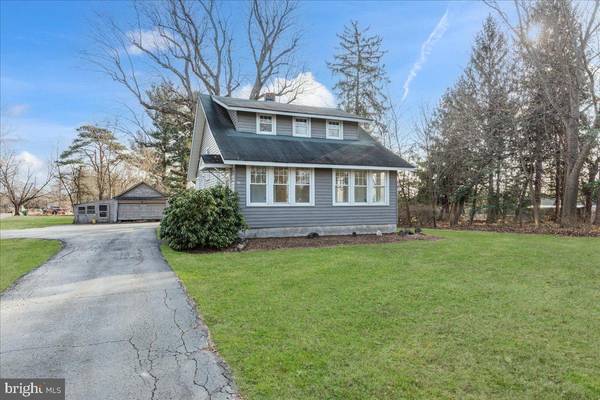 55 OLD WASHINGTON CROSSING RD, Titusville, NJ 08560