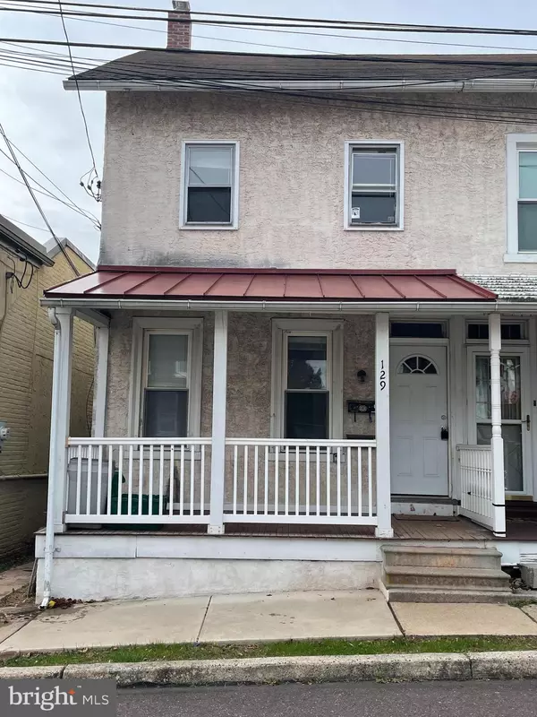 Royersford, PA 19468,128 ADAMS ST