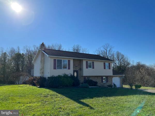 38 DEN MAR DR, Holtwood, PA 17532