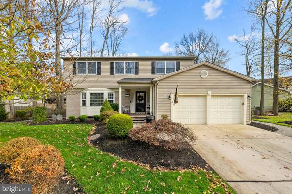 736 CORNWALLIS DR, Mount Laurel, NJ 08054