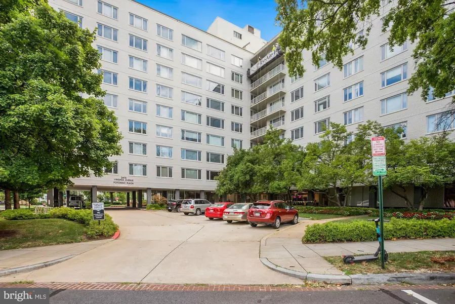 2475 VIRGINIA AVE NW #104, Washington, DC 20037