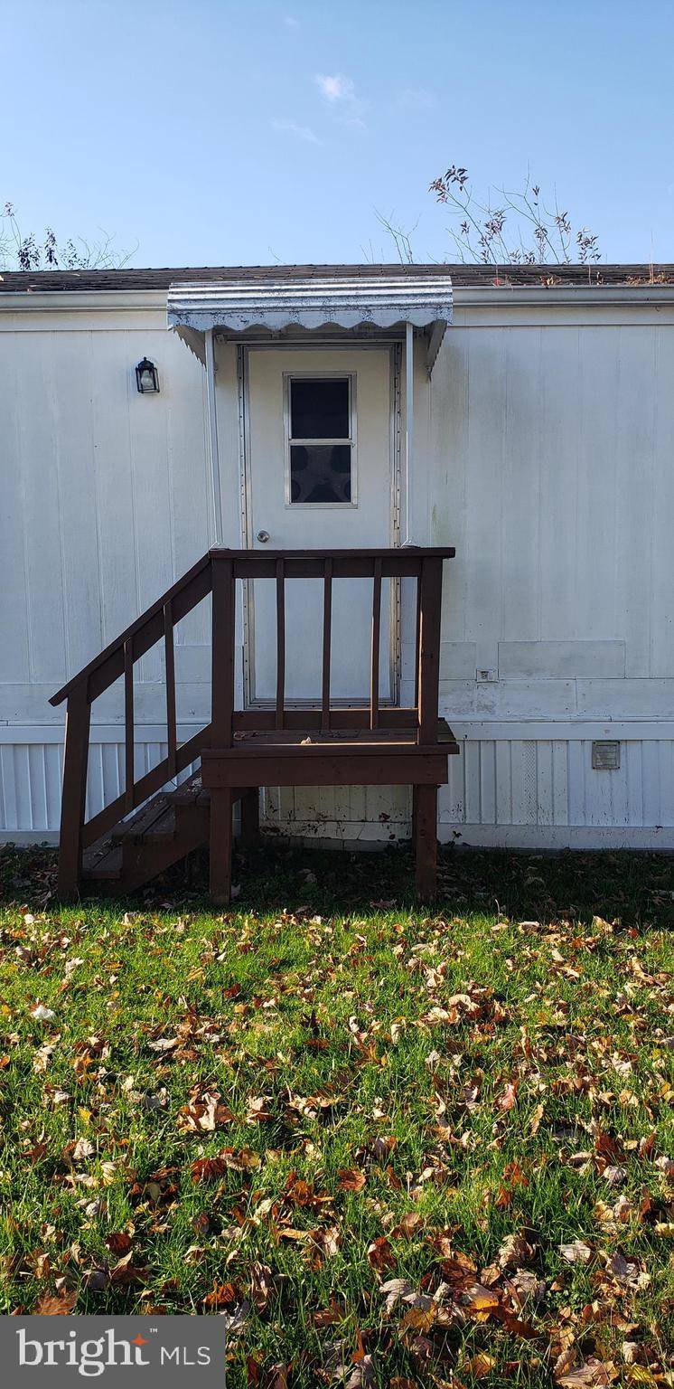 Aberdeen, MD 21001,16 LEWIS DR.