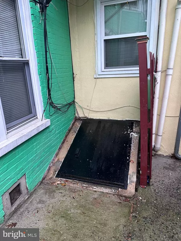 Reading, PA 19602,109 S 6TH ST