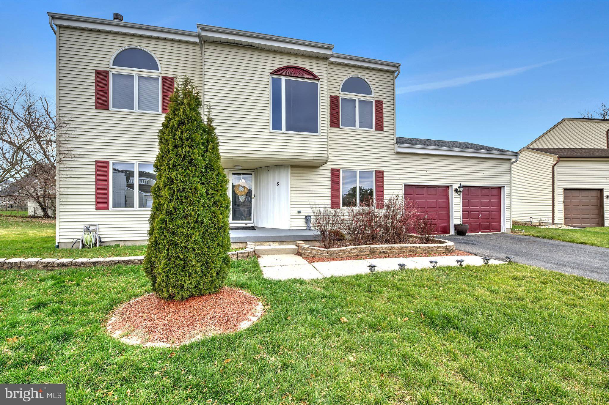 8 DIAMOND CT,  Willingboro,  NJ 08046