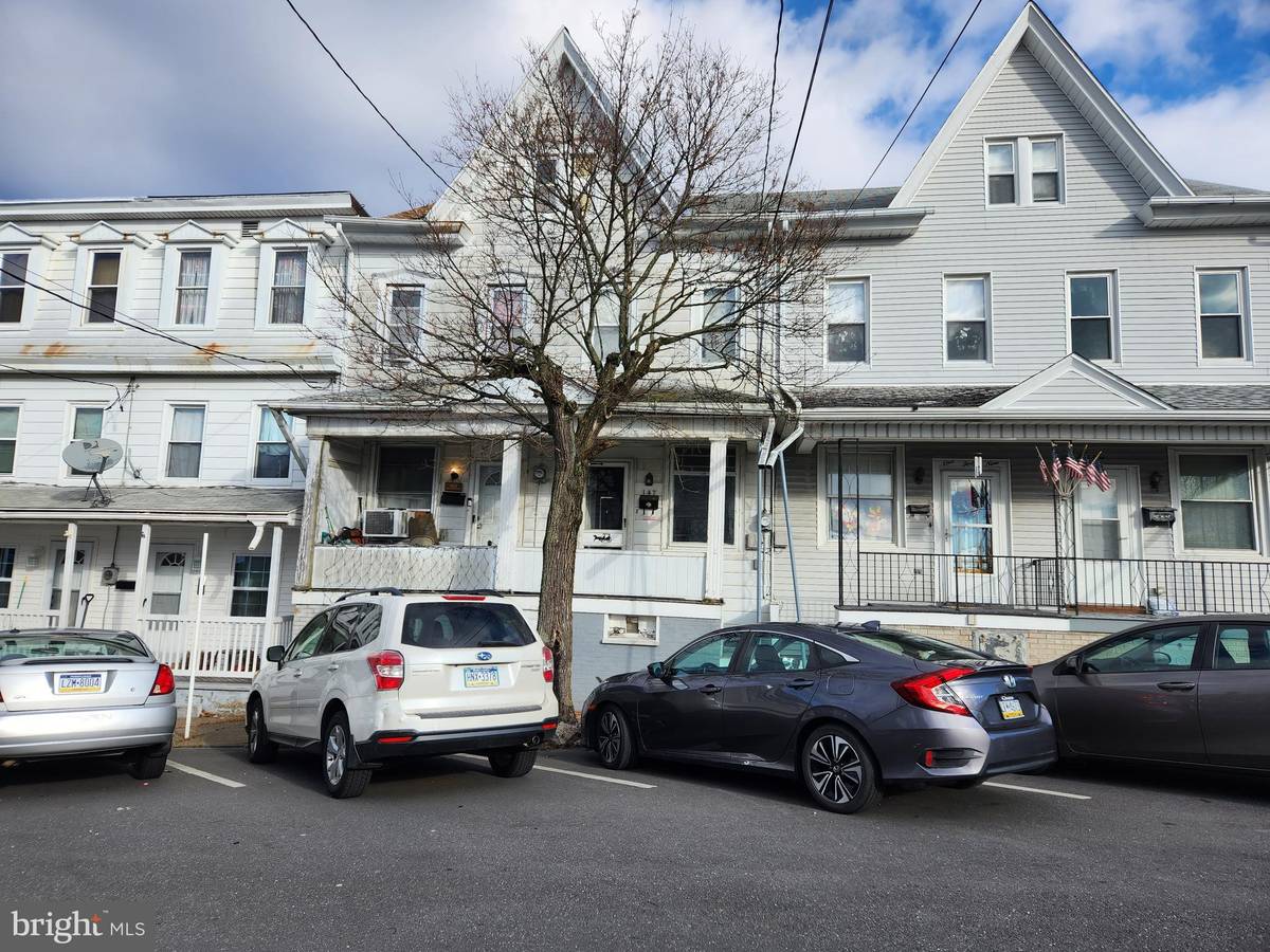 Mount Carmel, PA 17851,147 S CHESTNUT ST