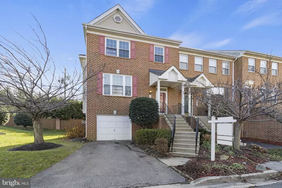 124 LONGPOINT WAY, Gaithersburg, MD 20878