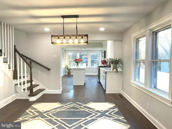 Maple Shade, NJ 08052,484 MARTIN AVE