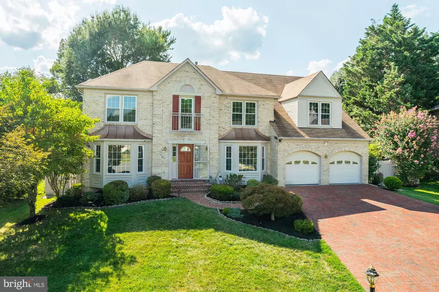 8409 CARDINAL GLEN CT, Vienna, VA 22182