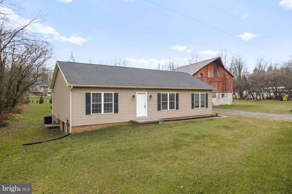 311 DIVINE DR, Martinsburg, WV 25403