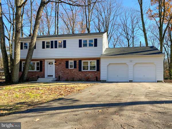 19 LAUREL HILL DR,  Cherry Hill,  NJ 08003