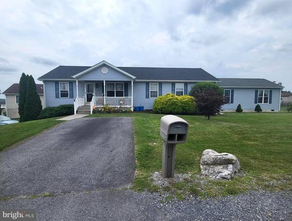 19 TATHER DR, Martinsburg, WV 25405