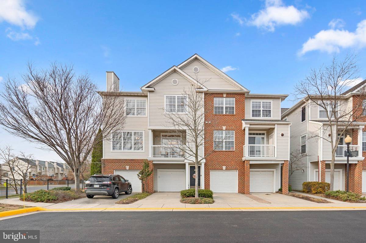 Herndon, VA 20171,2434 COOPERS BRANCH CT #2434