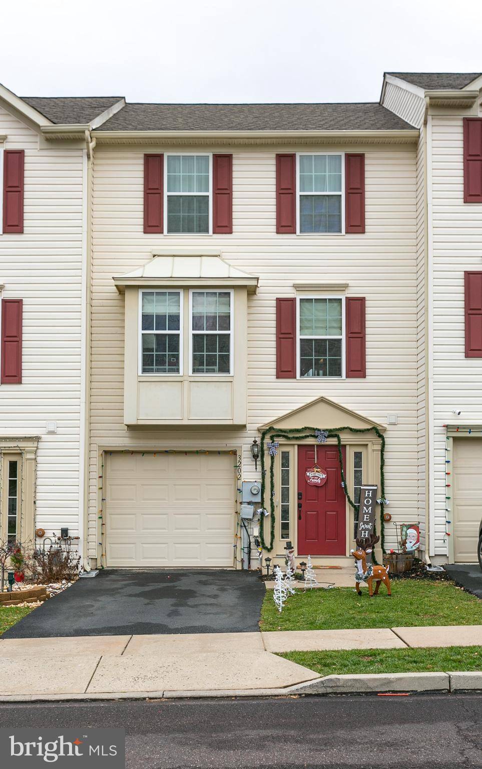 Reading, PA 19606,3202 ORCHARD VIEW RD