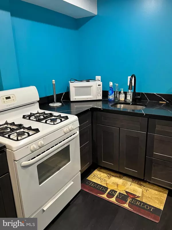 Alexandria, VA 22301,2608 TERRETT AVE