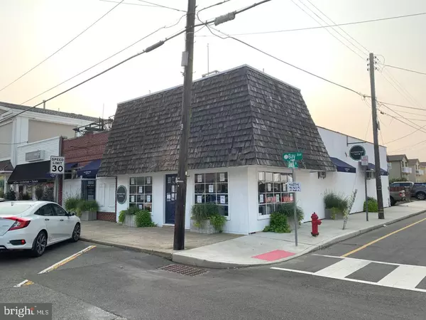 Beach Haven, NJ 08008,108, 110 N BAY AVE