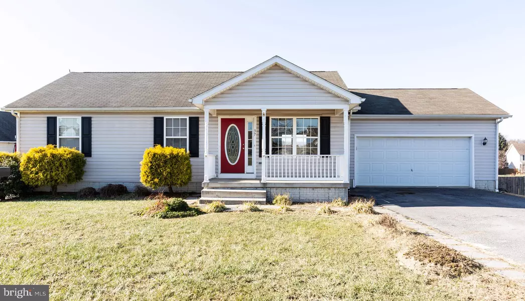 37 COOT LN, Martinsburg, WV 25405