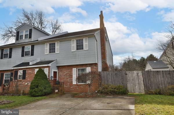 2086 FORT BEVON RD, Harleysville, PA 19438