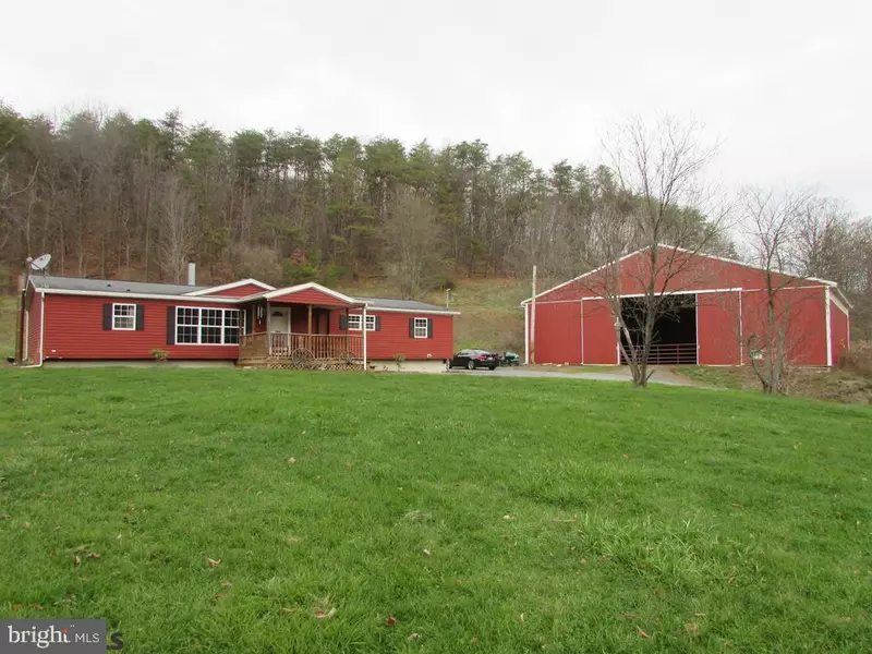 5050 S EAGLE VALLEY RD, Julian, PA 16844