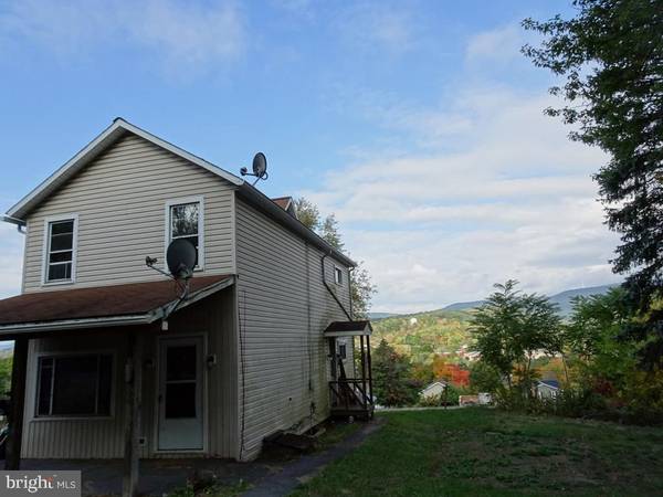 309 HANCOCK ST, Tyrone, PA 16686