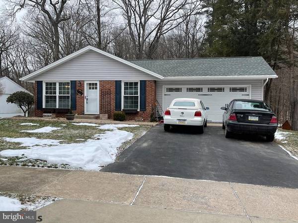 346 DOUGLAS DR, State College, PA 16803