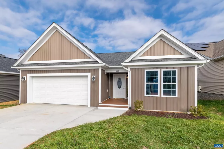 229 OVERVIEW ST, Waynesboro, VA 22980