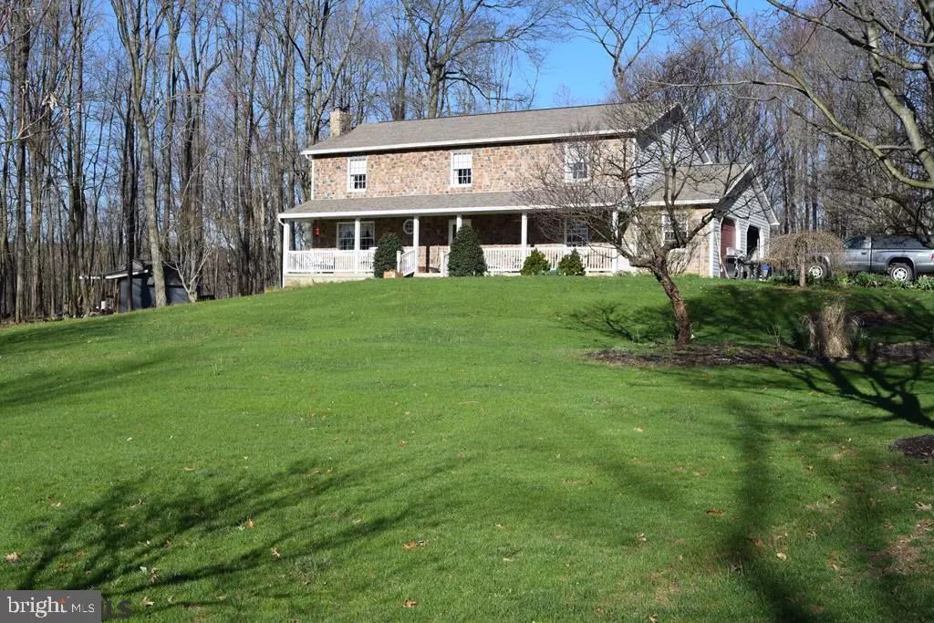 Roaring Spring, PA 16673,1005 DOGWOOD LN