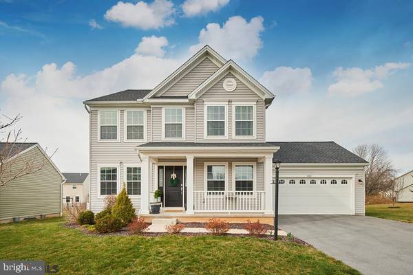 201 HAWKNEST RD, State College, PA 16801