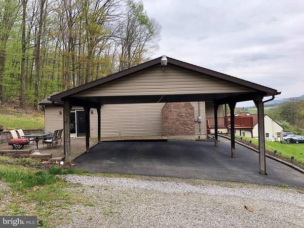 Julian, PA 16844,499 SPOTTS RD