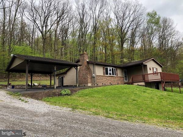 Julian, PA 16844,499 SPOTTS RD