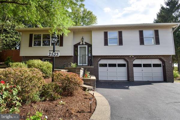 2523 SHAWN CIR, State College, PA 16801